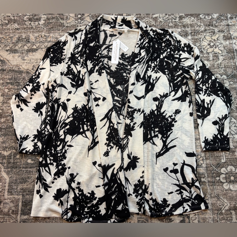 NWT Soft‎ Surroundings Mara Topper Open Cardigan Kimono Black/White Floral